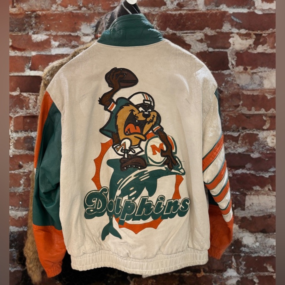 Vintage 90s Dolphins Taz  leather Jacket
